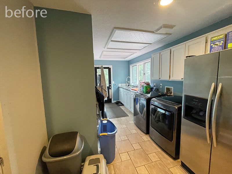 laundry room before in West Linn